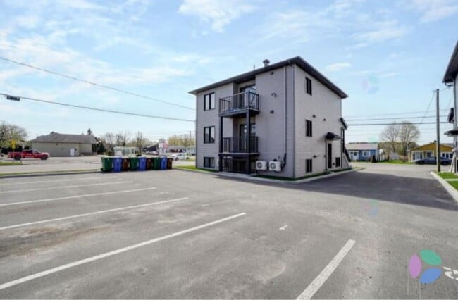 Building Photo - 272B Rt Du Canton