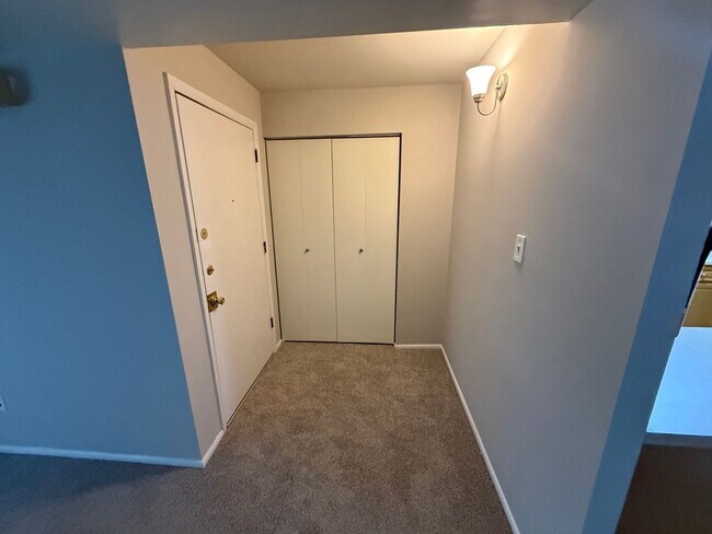 Foto del edificio - 326 Saybrook Ln