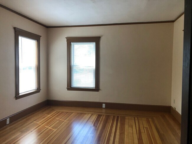 Foto del edificio - 94 Langdon Ave