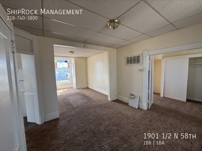 Foto del edificio - 1901 1/2 N 58th-
