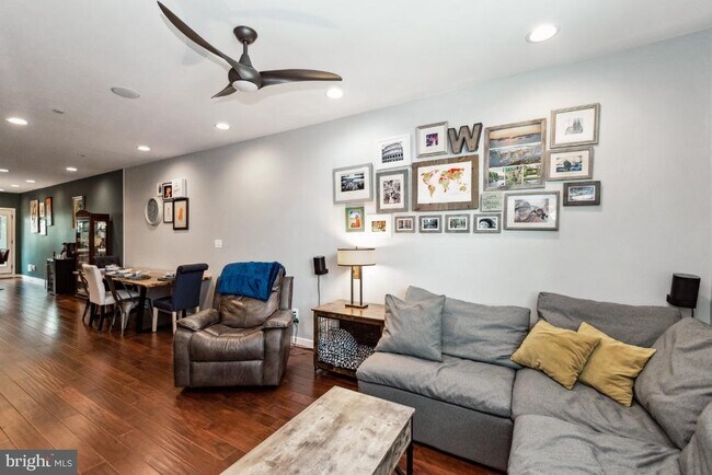 Foto del edificio - 2319 E Fairmount Ave