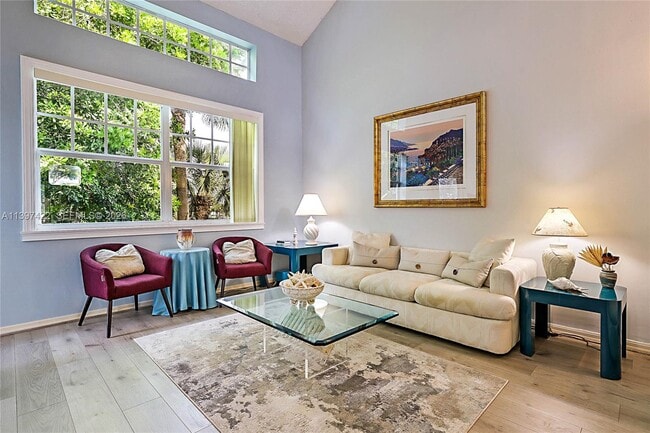 Foto del edificio - 905 Mainsail Cir