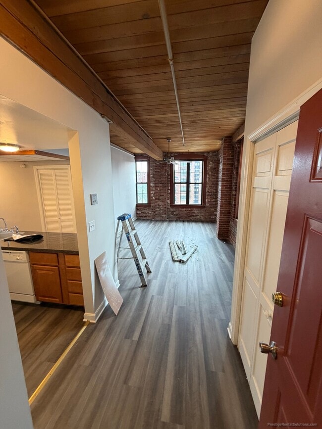 Building Photo - 59 Washington St