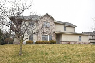 Building Photo - 2102 Seminole St