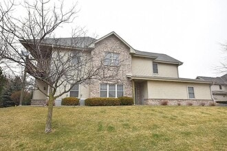 Building Photo - 2102 Seminole St