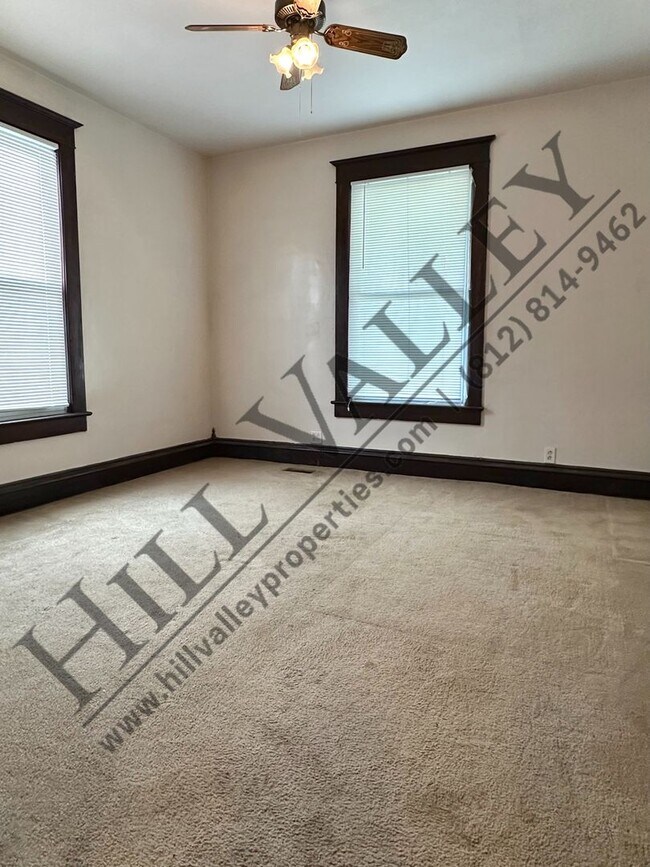 Foto del edificio - Two Bedroom Home