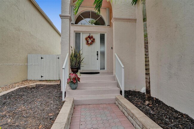 Foto del edificio - 725 NW 156th Ave