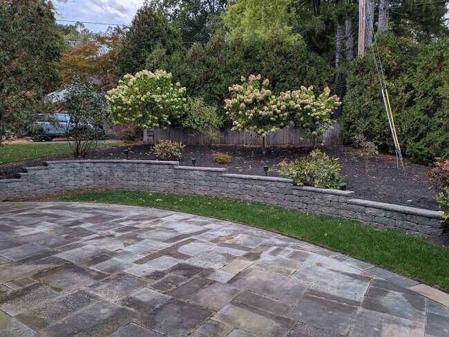 Foto del edificio - Gorgeous 4 Bed, 3 Bath House for Rent in Menands!