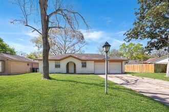 Building Photo - 5375 Little John Ln