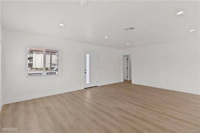 Building Photo - 4 br, 3 bath House - 3778 Artesia Blvd