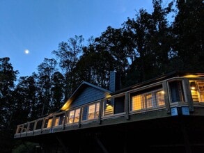 Building Photo - 32 Mountain Breeze Trail