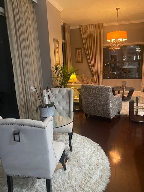 Foto del edificio - 3040 Peachtree Rd NW