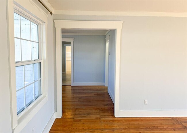 Foto del edificio - 2928 W Fairfield Ave