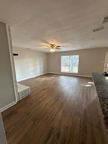 Foto del edificio - 6109 Magnolia Ln