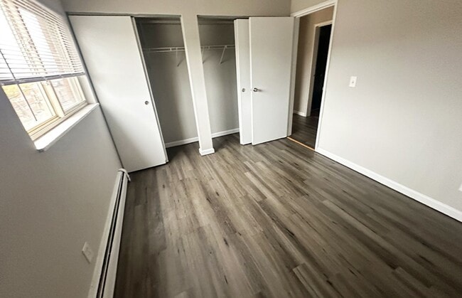 Building Photo - 550 Lowell Ave