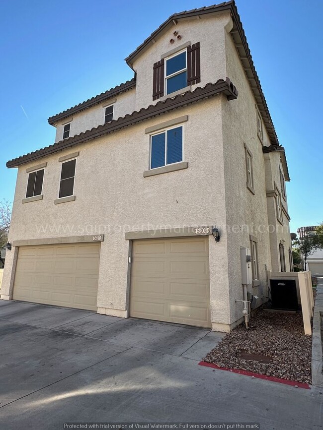 Building Photo - Beautiful Phoenix Townhome for Rent