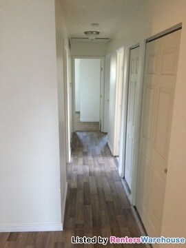 Foto del edificio - 14963 Elmendorf Pl