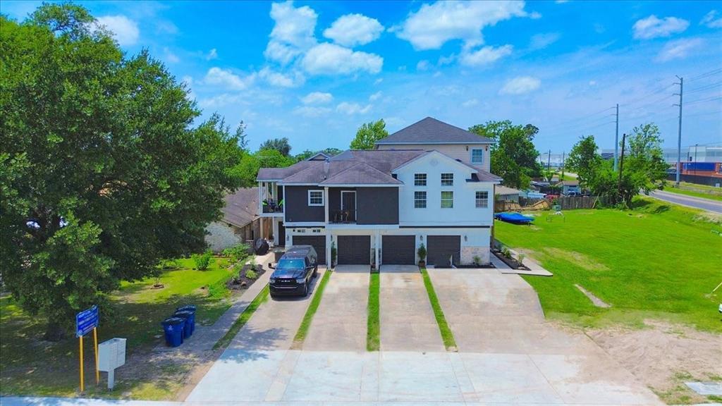 Foto principal - 13117 Vickery St