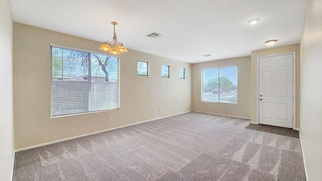 Foto del edificio - 13395 S 176th Ln