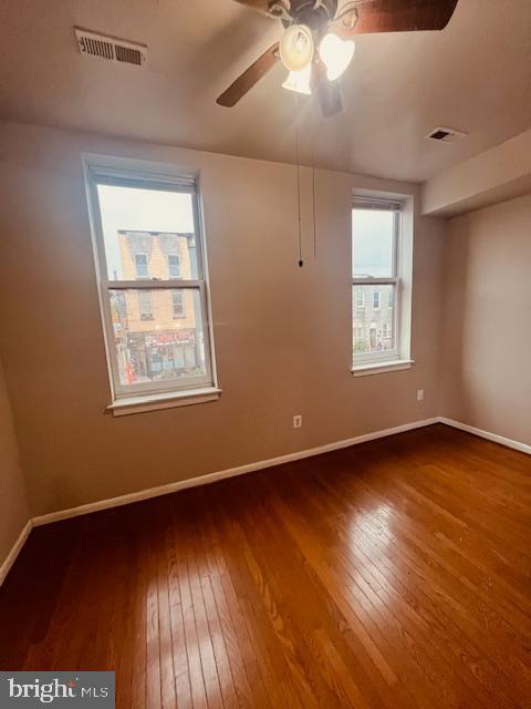 Foto del edificio - 3344 E Baltimore St