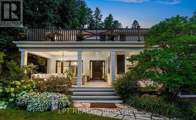 Building Photo - 268 Chartwell Rd