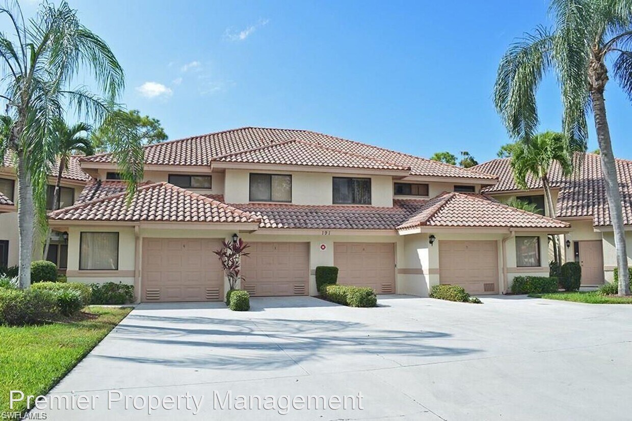 2 br, 2 bath House 191 Bennington Drive House Rental in Naples, FL