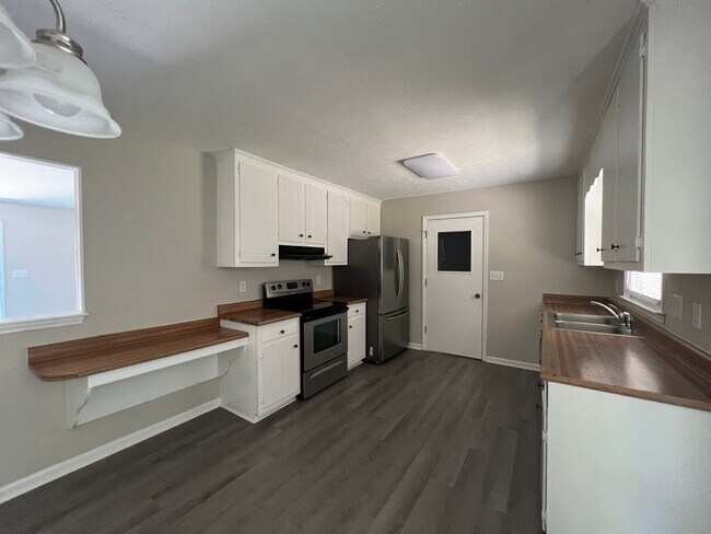 Foto del edificio - 9330 Castle Falls Cir