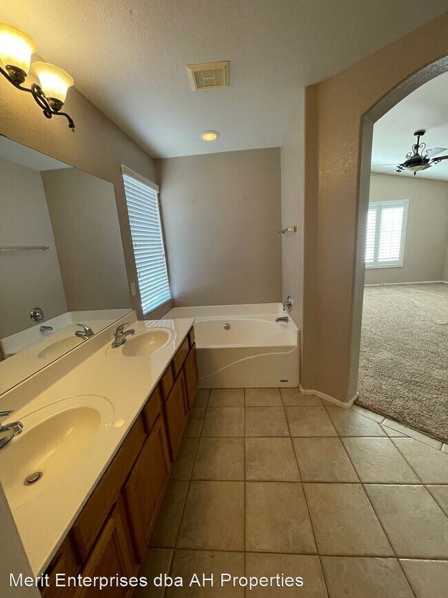 Foto del edificio - 3 br, 3 bath House - 20270 N 73RD DR