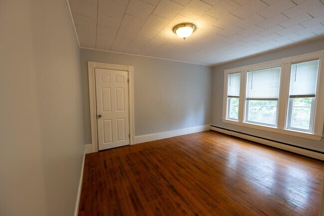 Foto del edificio - 125 Tarrytown Rd