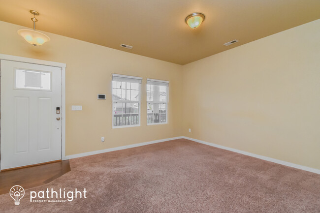 Building Photo - 9436 Brisco Ct