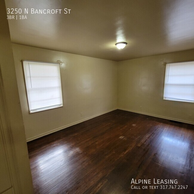 Building Photo - 3250 N Bancroft St