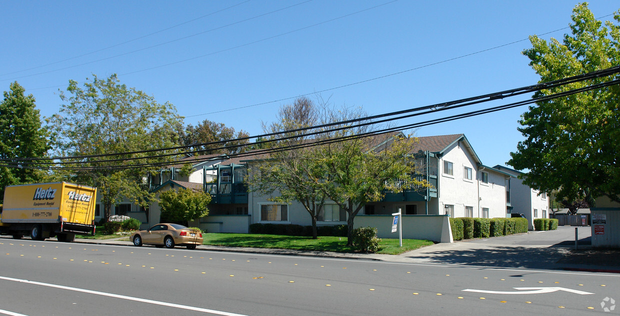 Primary Photo - Bennett Valley Villa