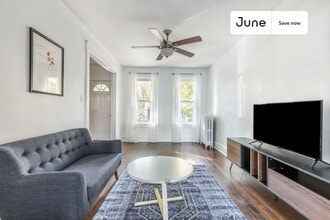 Building Photo - 616 Orleans Pl NE