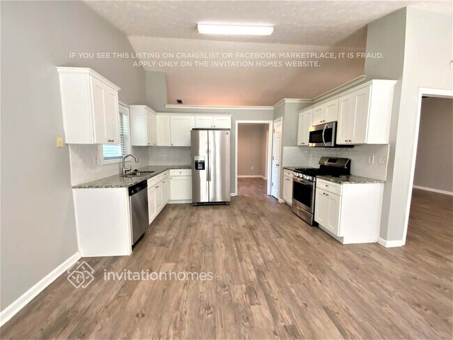 Foto del edificio - 5842 Sycamore Ridge Dr