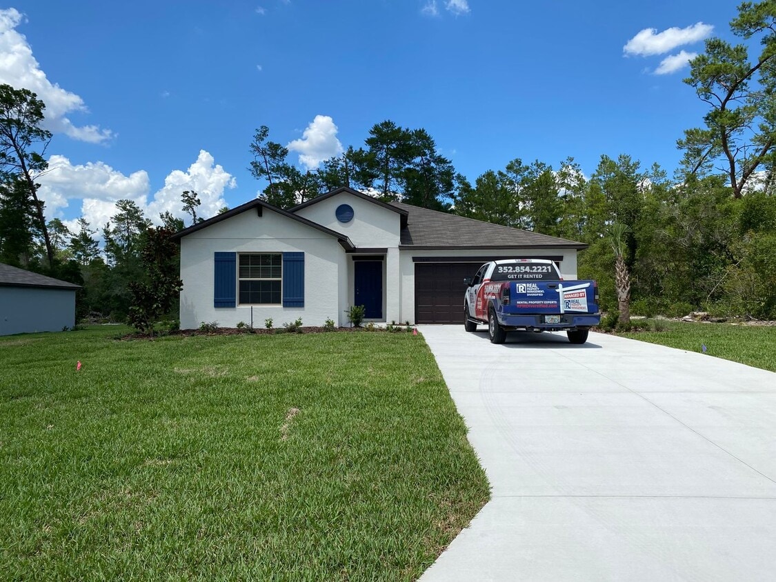 Foto principal - Great SW location 4/2/2 **WON'T LAST**