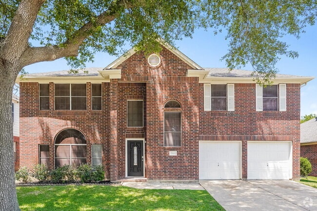 Building Photo - 15806 Mission Crest Ct