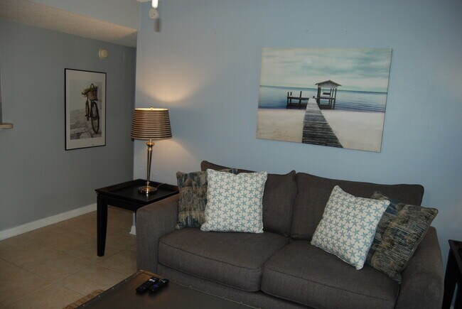 Foto del edificio - 10200 Belle Rive Blvd