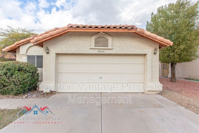 Foto del edificio - 3320 W Golden Ln