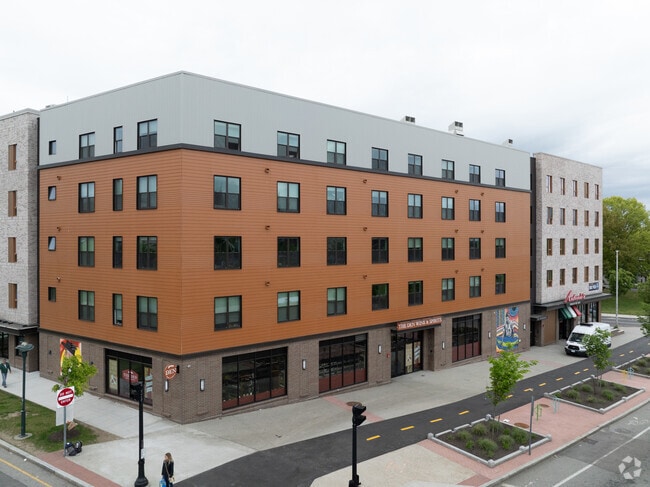 Building Photo - 125 Wickenden St
