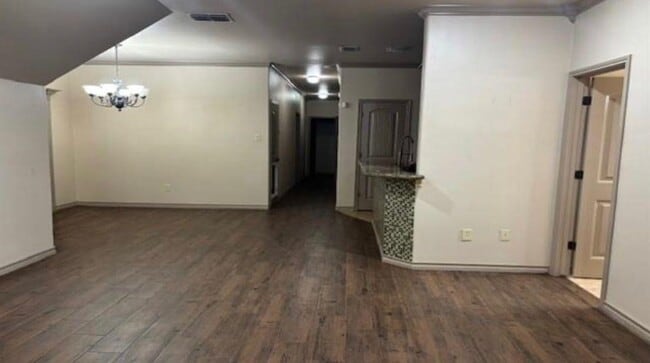 Foto del edificio - 8216 Casa Verde Rd