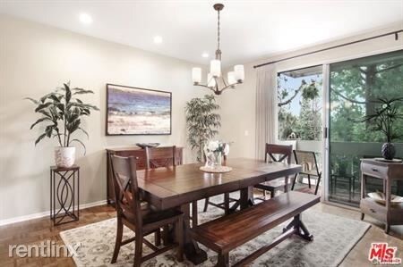 Foto del edificio - 2 br, 2 bath House - 4346 Redwood Ave # A201
