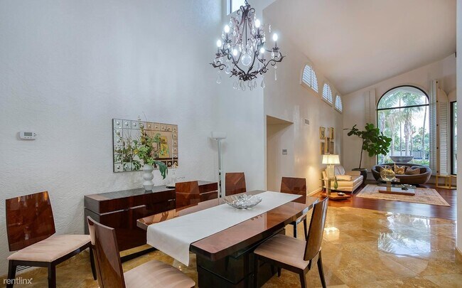 Foto del edificio - 4 br, 3 bath House - 8260 E Sutton Dr
