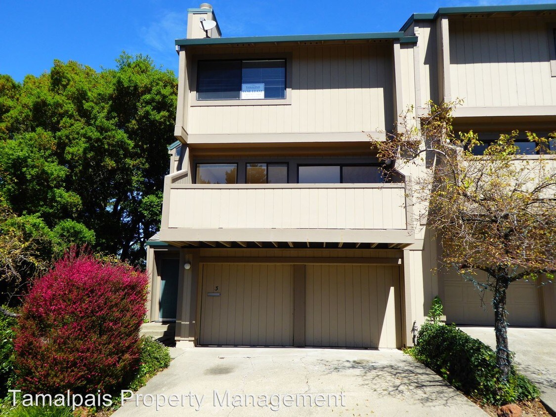Primary Photo - 3 Cheda Knolls Dr
