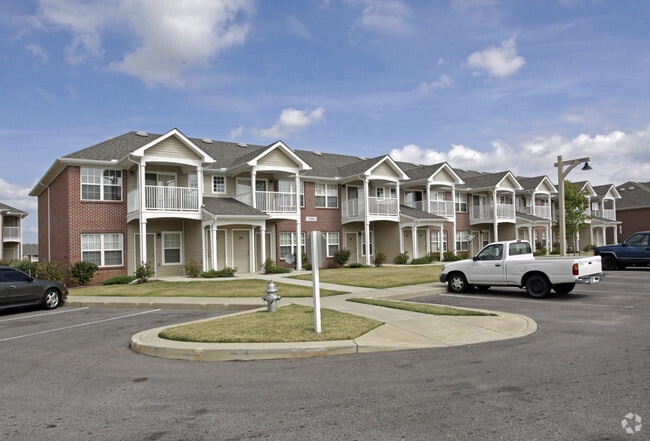 Primary Photo - Ashland Lakes Apartments