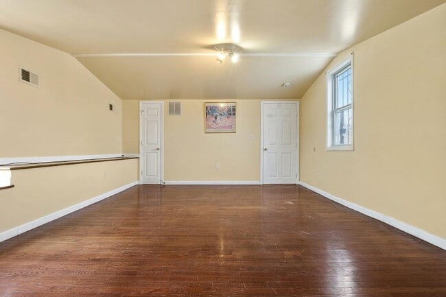 Photo - 155 Arlington Ave House