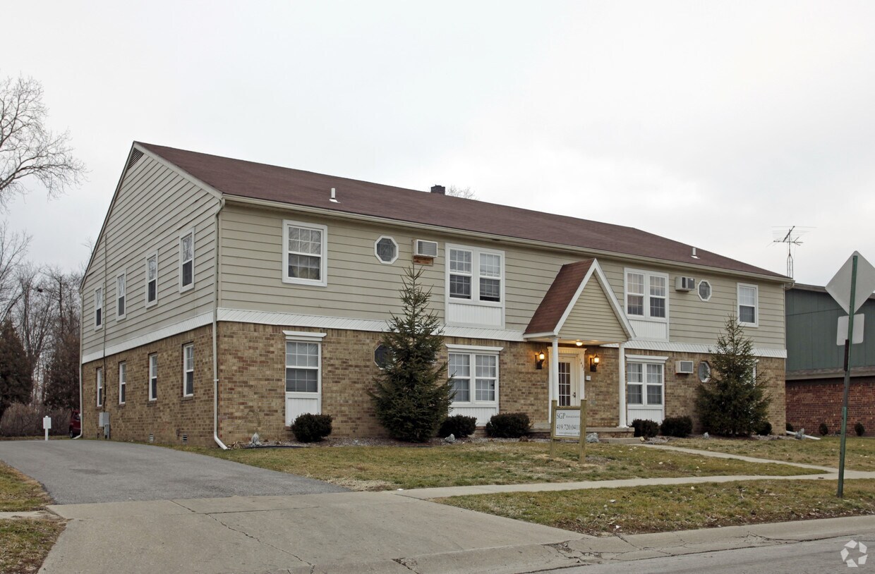 1432 Brooke Park Dr, Toledo, OH 43612 Apartments in Toledo, OH