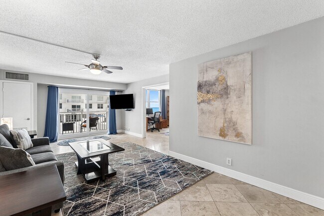 Building Photo - 4511 S Ocean Blvd