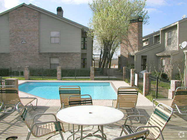 The Park at San Marino Apartments - Houston, TX | Apartments.com