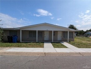 Building Photo - 819 S 16th St