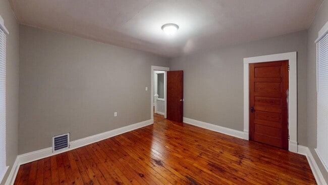 Building Photo - 629 N Jefferson Ave